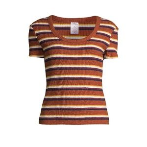 NWT No Boundaries Juniors' Scoopneck Rib T-Shirt